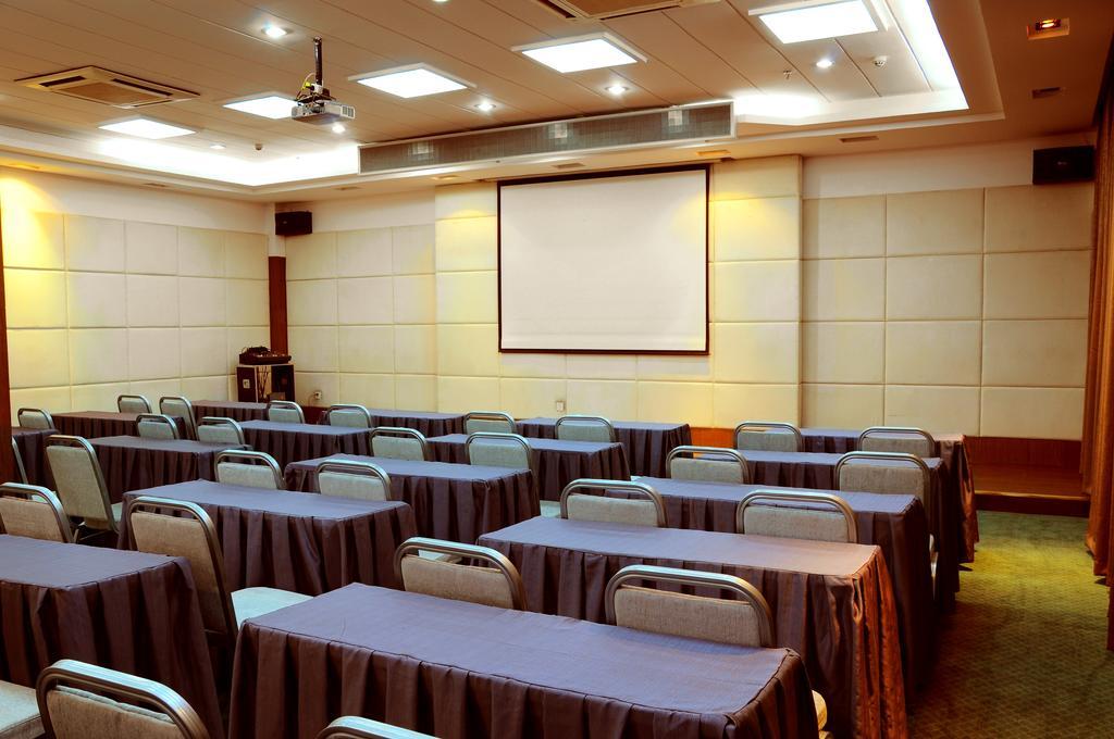 Gude Hotel - Hongdu Avenue Branch 南昌 エクステリア 写真